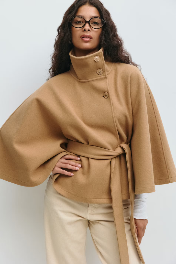 Elegante Damenjacke mit Gürtel