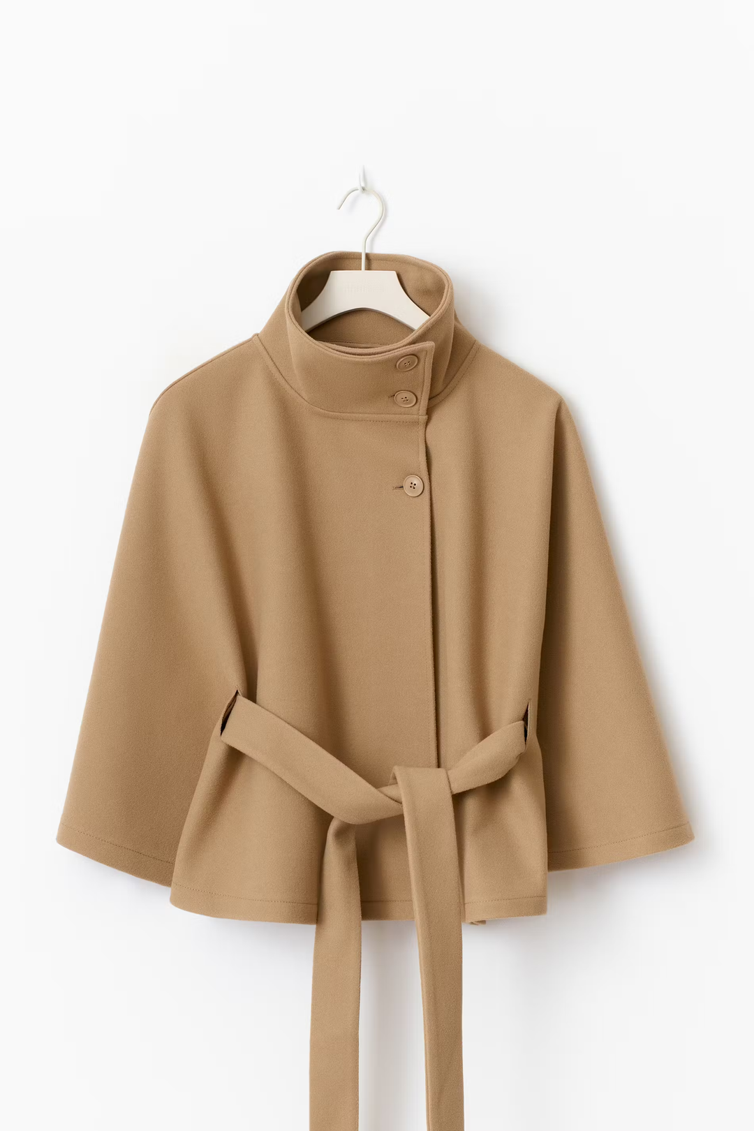 Elegante Damenjacke mit Gürtel