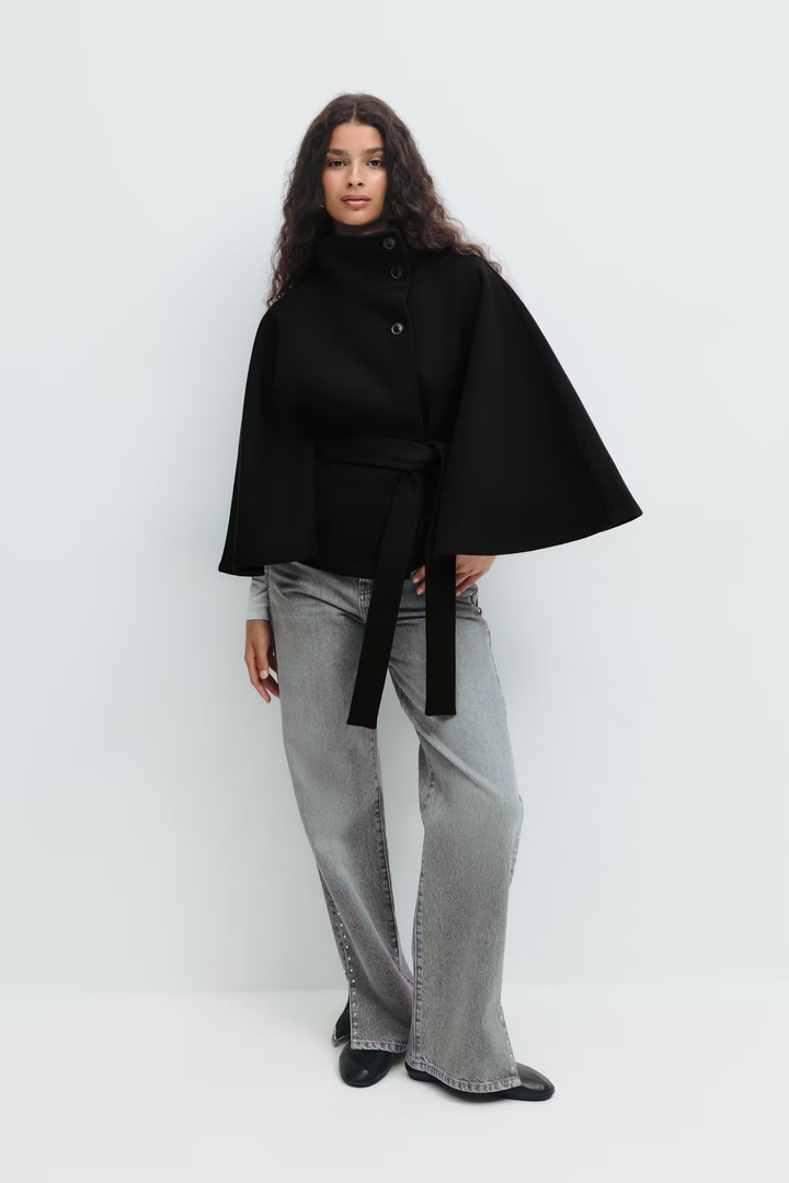 Elegante Damenjacke mit Gürtel