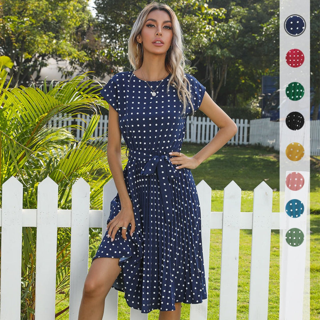 Kurzärmeliges Polka Dot Plissee-Kleid