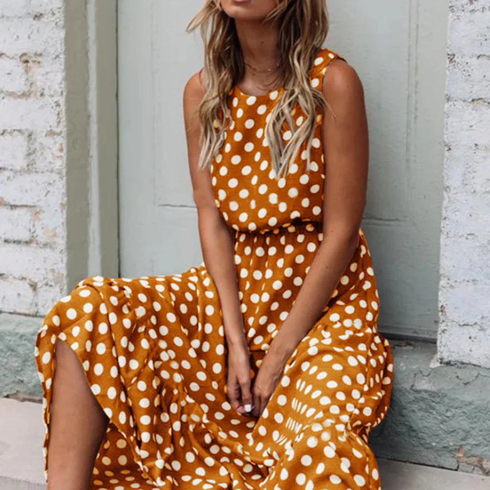 Schwarzes Polka Dot Midikleid für Einen Retro Chic Look
