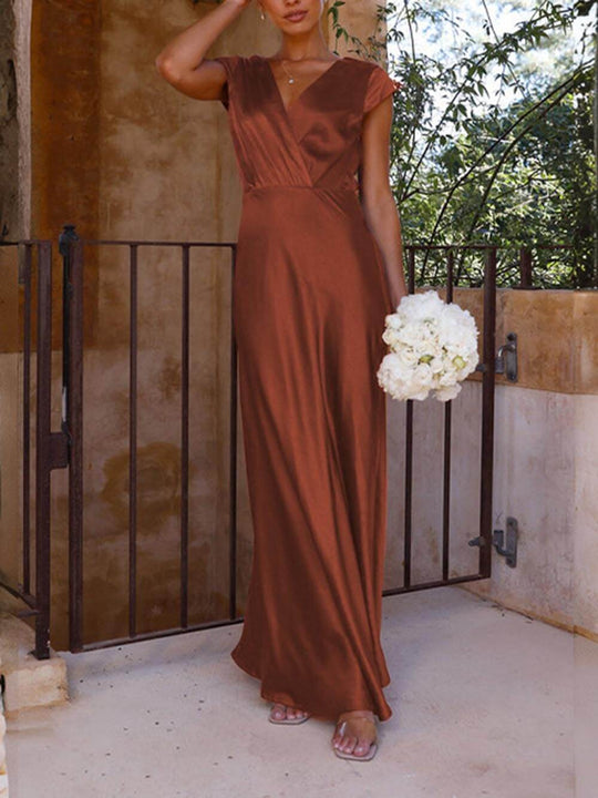 Satin-Fishtail-Maxikleid mit V-Ausschnitt für Damen - Arvani
