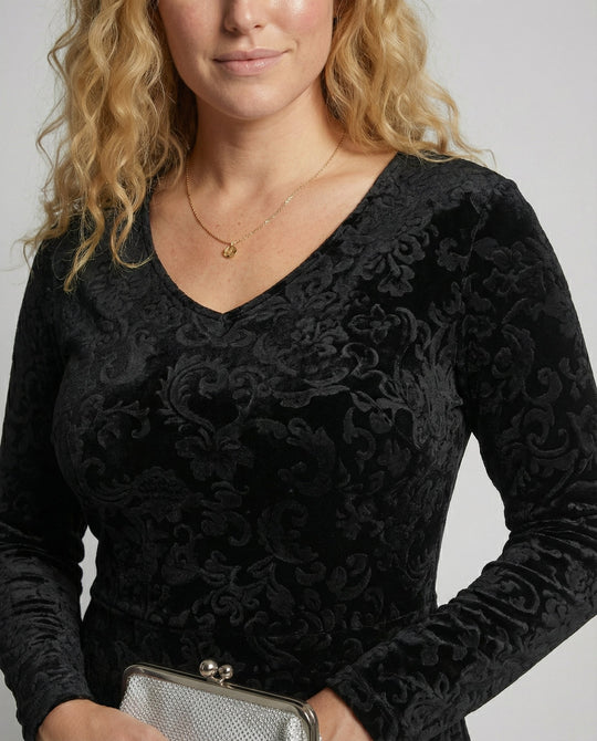 Figurschmeichelndes Ausgestelltes Kleid