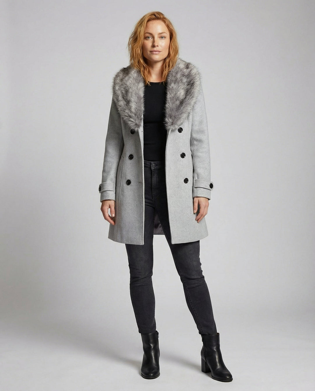 Luxuriöser Eleganter Pelzmantel Damen