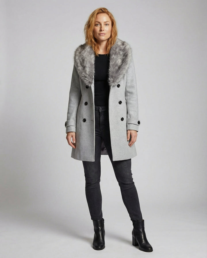 Luxuriöser Eleganter Pelzmantel Damen