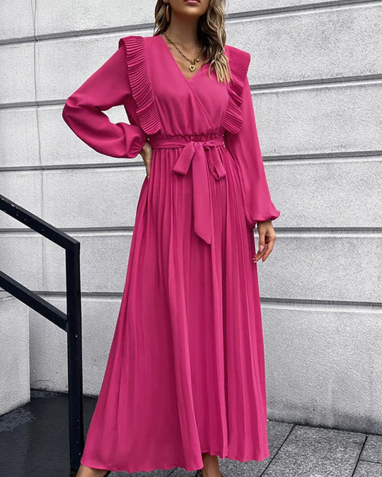 Elegantes Langes Kleid mit Plissiertem V-Ausschnitt