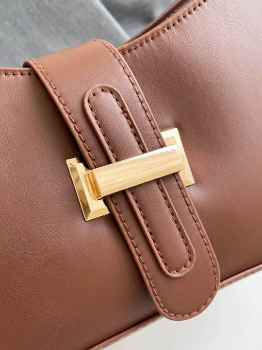 Nord Taschen | Klassische Schnallen-Schultertasche
