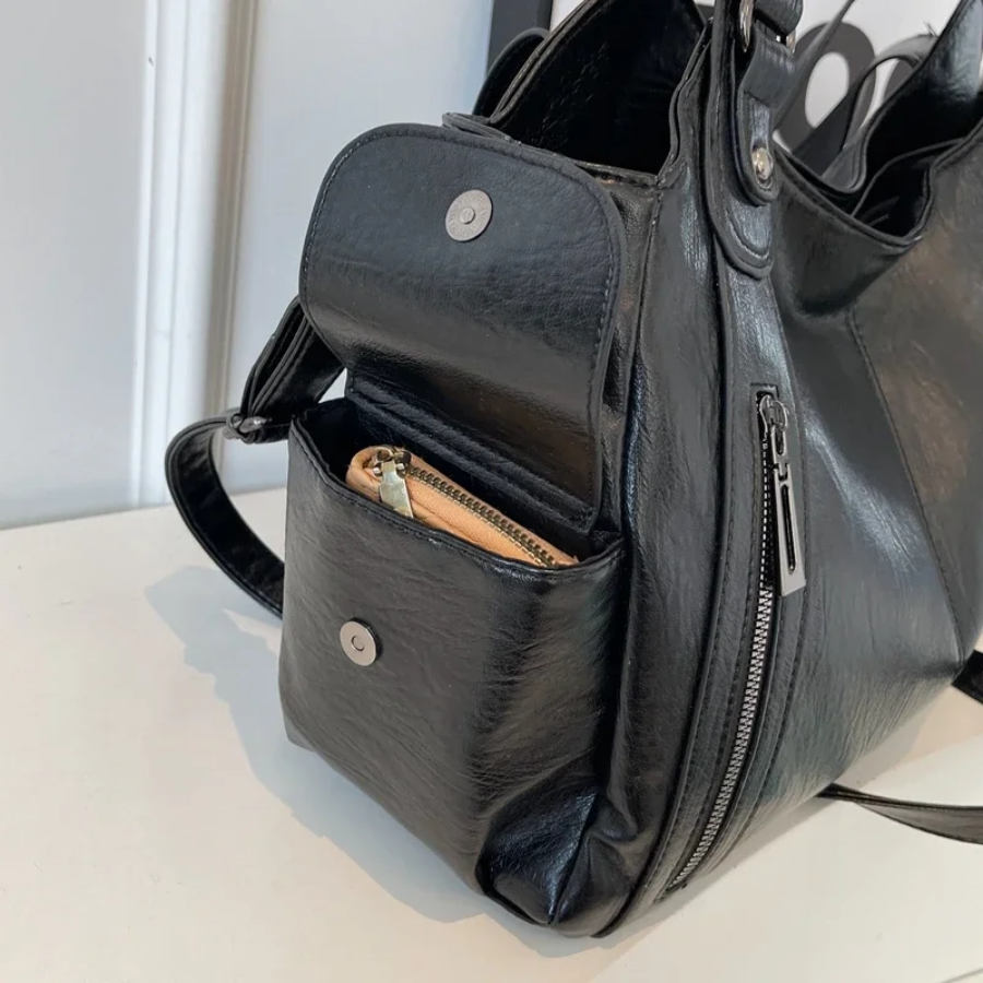 Stilvolle Lederhandtasche Mit Reißverschluss
