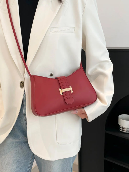 Nord Taschen | Klassische Schnallen-Schultertasche
