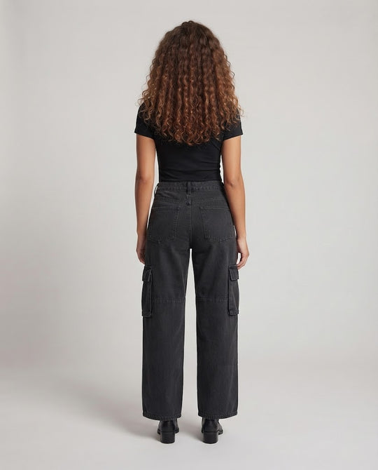Damen High-Waist Baggy-Cargo-Jeans mit Utility-Taschen und Ziernähten Nord Taschen