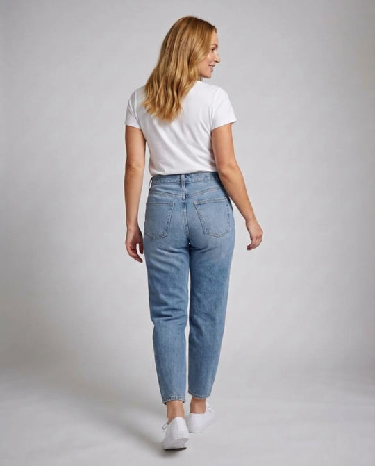 Damen hochtaillierte Jeans mit konisch zulaufendem Bein und Relaxed-Fit Nord Taschen