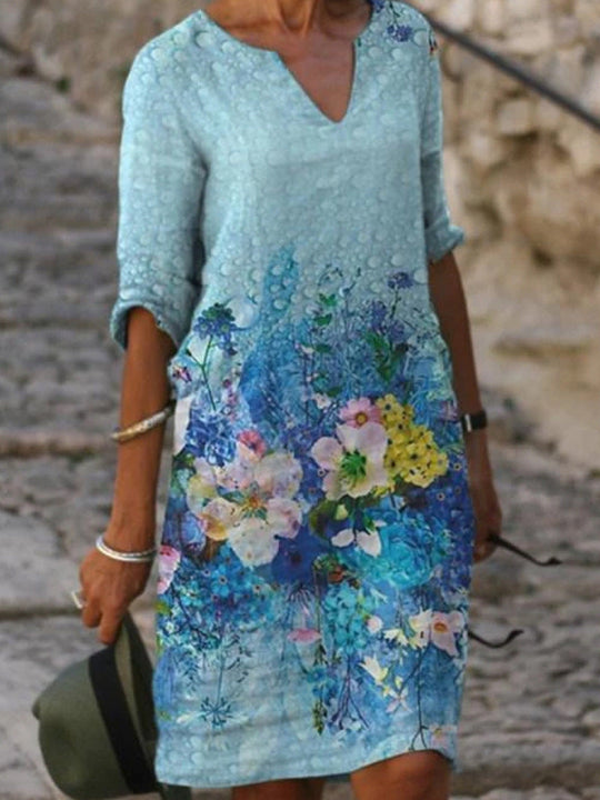 Bezauberndes Kleid mit Blumenmuster