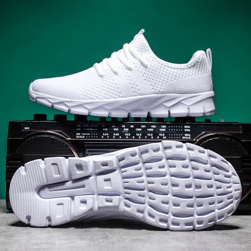 Leichte, atmungsaktive laufschuhe