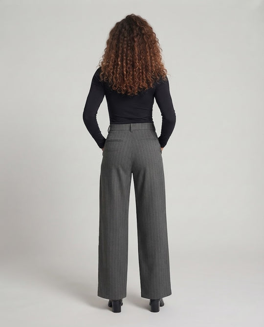 Damen Hochtaillierte Palazzo-Hose mit Nadelstreifen und weitem Bein Nord Taschen