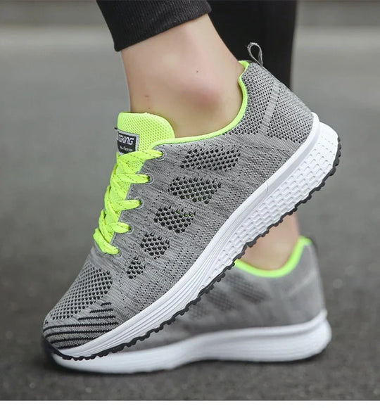 Leichte Turnschuhe aus Mesh