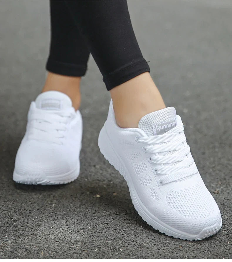 Leichte Turnschuhe aus Mesh