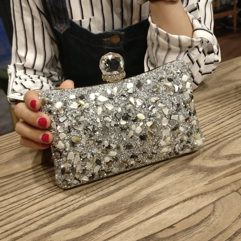 Damen Clutch mit funkelndem Steinbesatz Nord Taschen