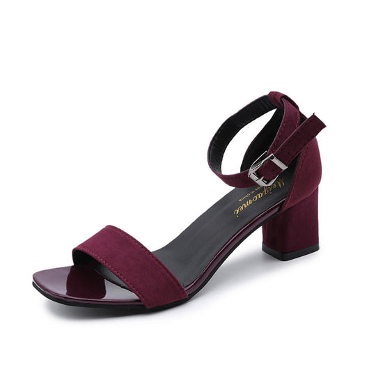 Damen eleganter Riemchen-Sandaletten mit robustem Blockabsatz und verstellbarem Fesselriemen - Vittorelli