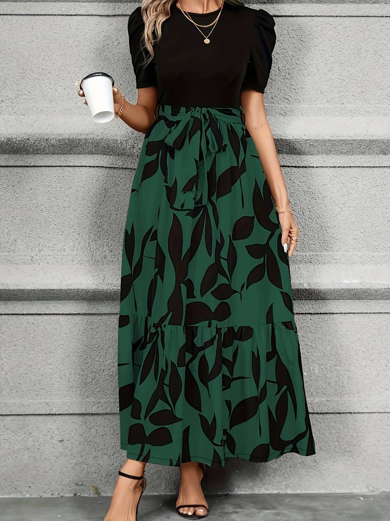 Kleid mit Floralem Druck und Rundhalsausschnitt