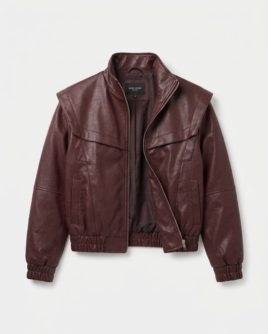Damen Kurz geschnittene Kunstlederjacke mit hohem Stehkragen, durchgehendem Reißverschluss und elastischem Taillenbund Nord Taschen