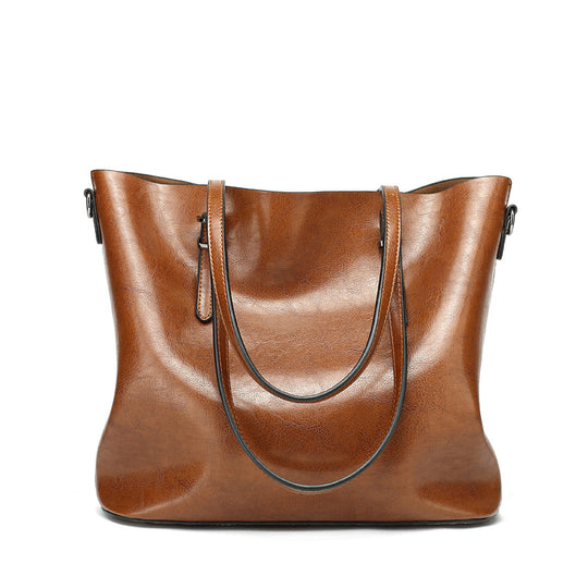 Damen Hobo-Tasche mit elegantem, geschwungenem Design und praktischem Innenleben Nord Taschen