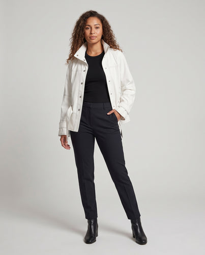 Damen Cropped Jacke mit sichtbaren Teilungsnähten, hohem Stehkragen und Bindegürtel Nord Taschen