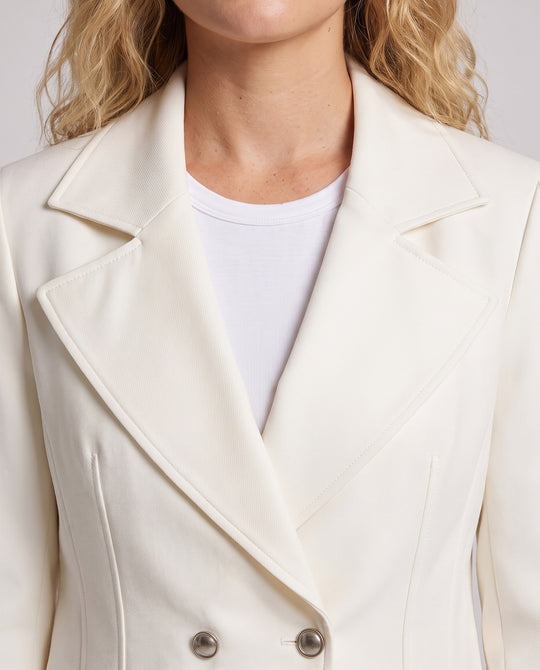 Product 11003144831322 - close_up_detail