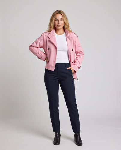 Damen Cropped-Trenchjacke im Blousonstil mit Taillengürtel und Schulterpatten Nord Taschen