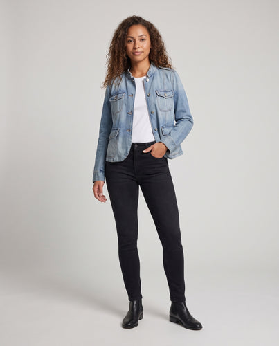 Damen Taillierte Utility-Jeansjacke mit Stehkragen und Pattentaschen Nord Taschen