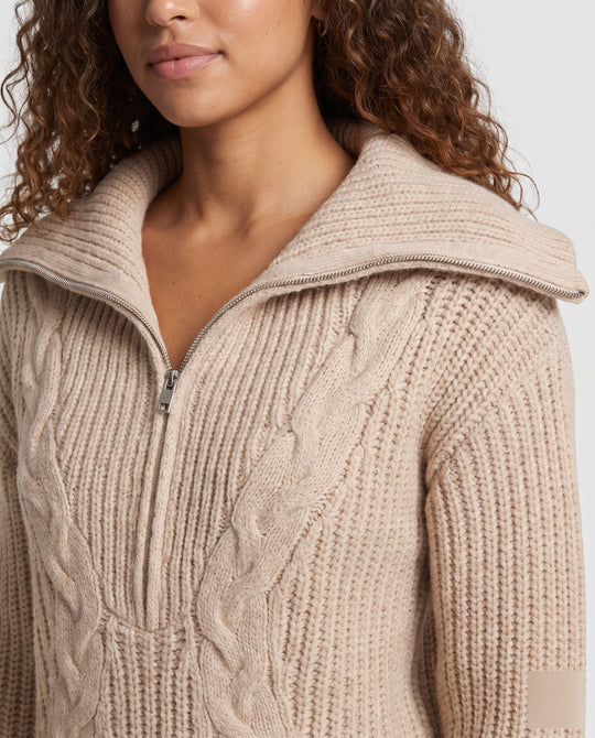 Product 11003938996570 - close_up_detail