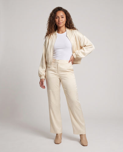 Damen Zweiteiliges Satin-Set mit Cropped-Bomberjacke und Highwaist Weitbein‑Hose Nord Taschen