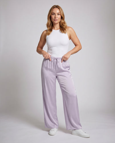 Damen Hochtaillierte Culotte‑Palazzohose aus Satinoptik mit elastischem Rüschbund und Tunnelzug Nord Taschen