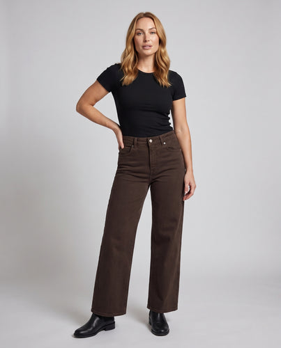 Damen Hochtaillierte Jeans mit weitem Bein, geradem Saum und Fünf-Taschen-Schnitt Nord Taschen