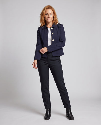 Damen Kurze taillierte Feldjacke mit Schulterklappen und großen Zierknöpfen Nord Taschen