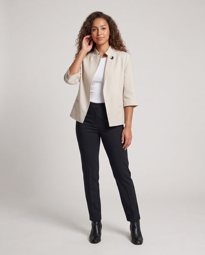 Damen Kurzjacke mit Stehkragen, asymmetrischem Ein-Knopfverschluss und 3/4-Ärmeln Nord Taschen
