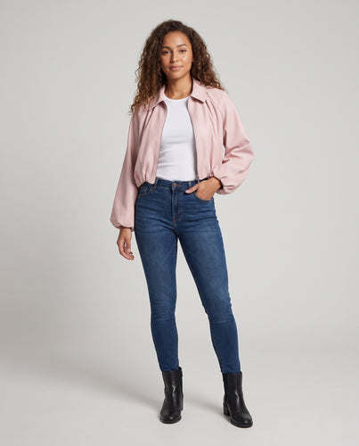 Damen Leichte Cropped-Jacke mit Raglanärmeln, Reißverschluss und gerafftem Saum Nord Taschen