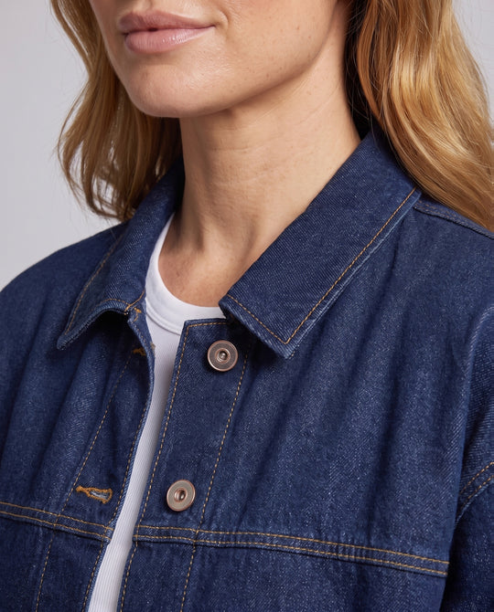 Product 11003951776090 - close_up_detail