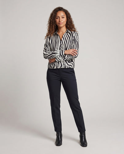 Damen Seidenartige Oversize-Bluse mit Zebra-Print und Federrand Nord Taschen