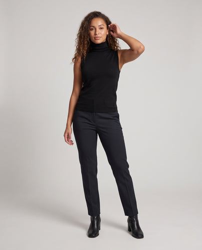Damen Ärmelloses Feinstrick-Top mit Rollkragen und schlanker Silhouette Nord Taschen
