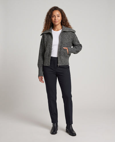 Damen Kurze Reißverschluss-Strickjacke mit großem Schalkragen und geripptem Saum Nord Taschen