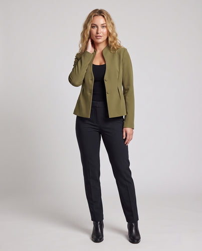 Damen Taillierte Kurzjacke mit Stehkragen und schmaler Keyhole-Front Nord Taschen