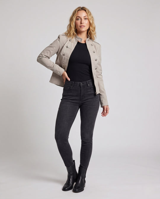 Product 11005620552026 - full_body_front