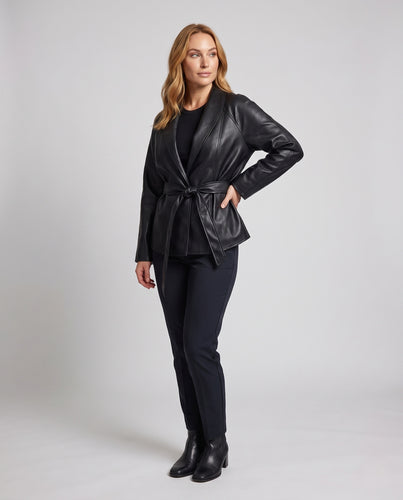 Damen Taillierter Kunstleder-Blazer mit Schalkragen und Bindegürtel Nord Taschen