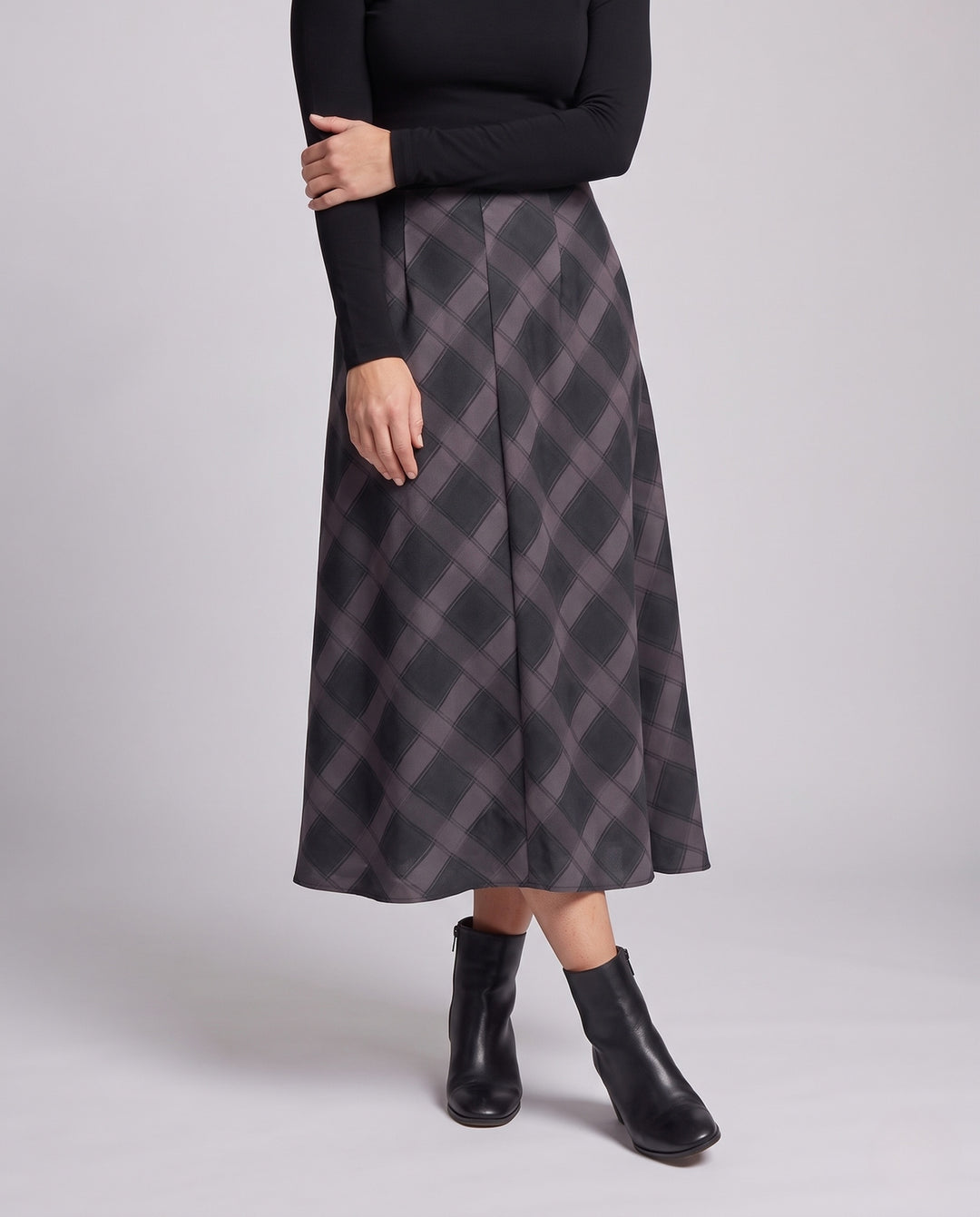 Product 11005621993818 - lower_body