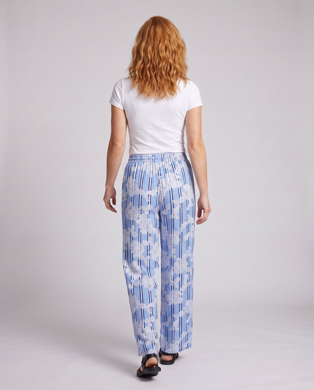Product 11005622714714 - back_view