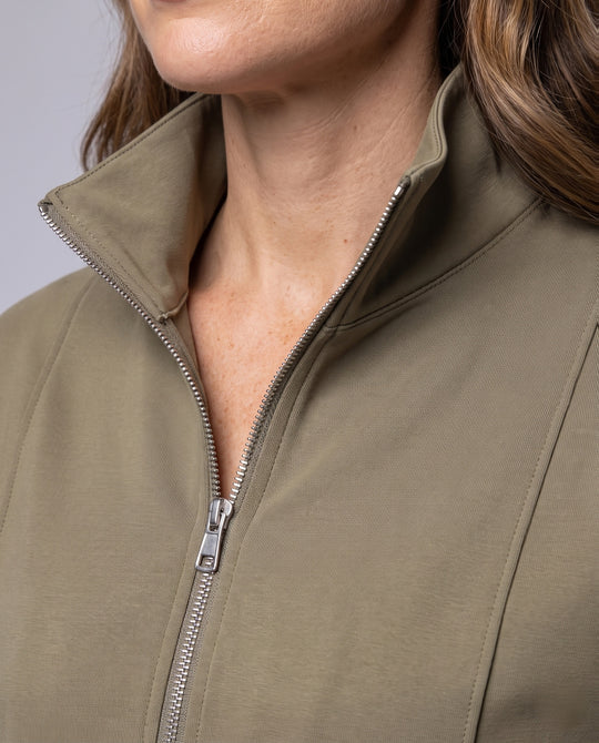 Product 11005623566682 - close_up_detail