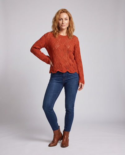 Damen Ajour-Strickpullover mit Zopfmuster und gewelltem Saum Nord Taschen