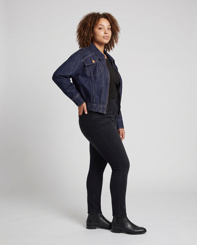 Damen Cropped-Jeansjacke mit Reißverschluss, elastischem Bund und aufgesetzten Brustklappen Nord Taschen