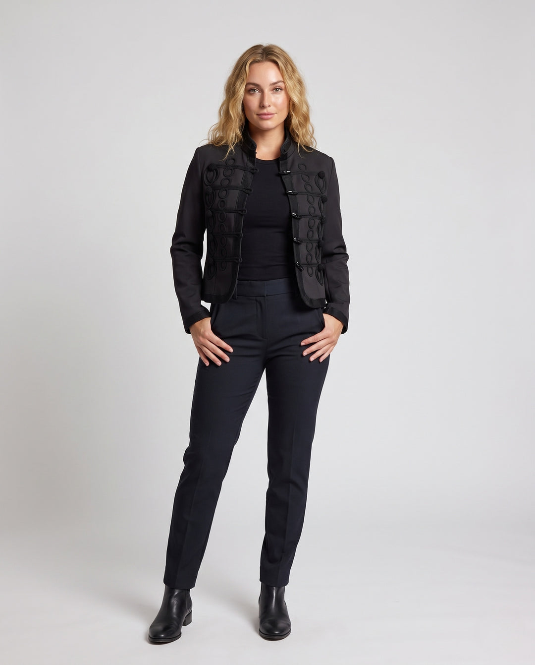 Product 11005627236698 - full_body_front
