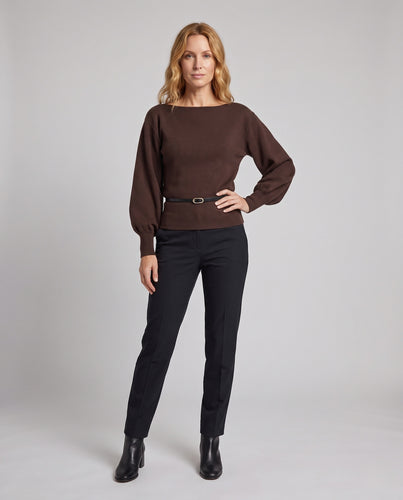 Damen Feinstrick-Pullover mit Carmenausschnitt, Ballonärmeln und tailliertem Rüschensaum Nord Taschen